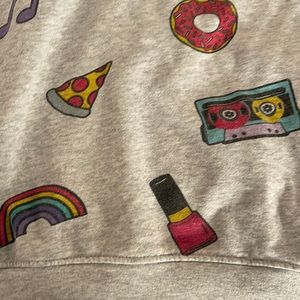 Gray 2x sweatshirt with Retro Design